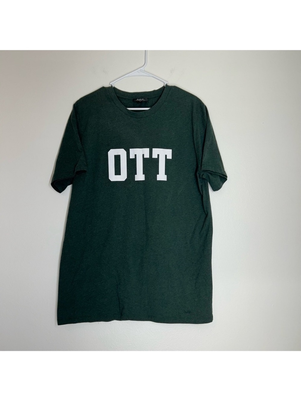 A.P.C. Rue Madame Paris Green OTT Graphic Tee Shirt XL